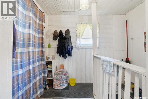 129 K Avenue S, Saskatoon, SK - Indoor