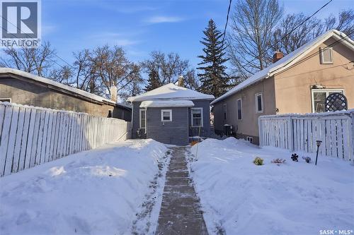 129 K Avenue S, Saskatoon, SK - Outdoor