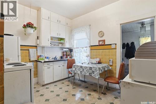 129 K Avenue S, Saskatoon, SK - Indoor Photo Showing Laundry Room