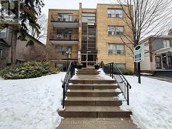 203 - 57 RAWLINSON AVENUE  Toronto, ON M4P 2N1