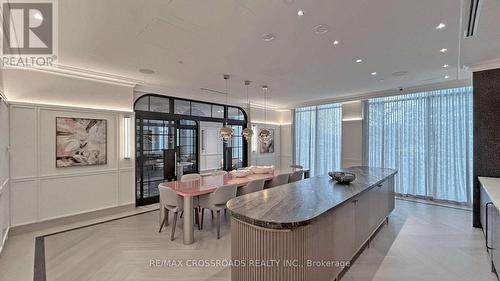 4210 - 30 Inn On The Park Drive, Toronto, ON - Indoor Photo Showing Other Room