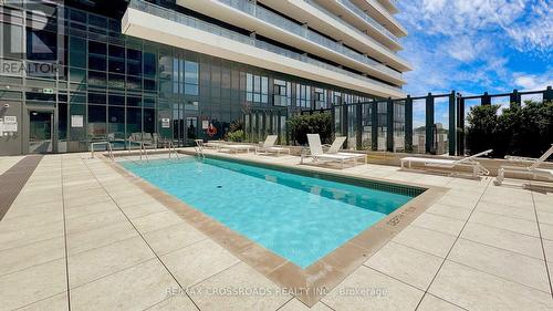 4210 - 30 Inn On The Park Drive, Toronto, ON - Outdoor With In Ground Pool