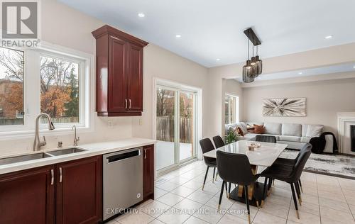 5352 Snowbird Court, Mississauga, ON - Indoor