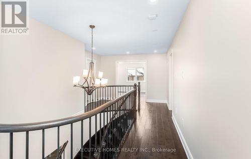 5352 Snowbird Court, Mississauga, ON - Indoor Photo Showing Other Room