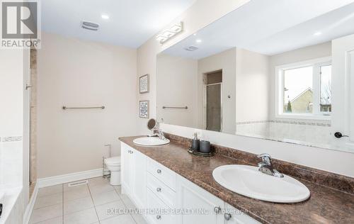 5352 Snowbird Court, Mississauga, ON - Indoor Photo Showing Bathroom