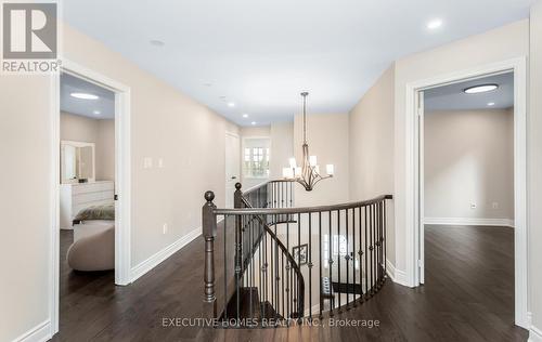 5352 Snowbird Court, Mississauga, ON - Indoor Photo Showing Other Room