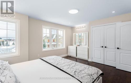5352 Snowbird Court, Mississauga, ON - Indoor Photo Showing Bedroom