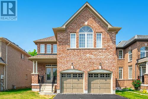 16 WESTMINSTER CIRCLE  Barrie, ON L4M 0A3