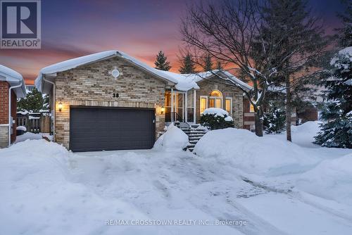 38 BROOKFIELD CRESCENT  Barrie, ON L4N 9R6