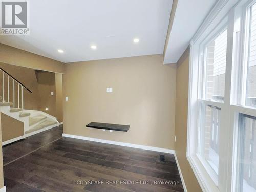 Family Room - 4064 Teakwood Drive, Mississauga, ON - Indoor