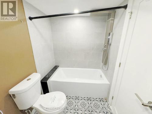 Basement 4pc Bathroom - 4064 Teakwood Drive, Mississauga, ON - Indoor Photo Showing Bathroom