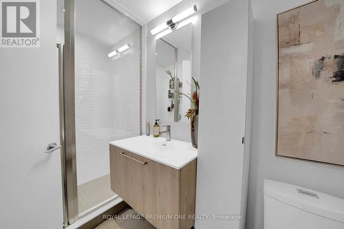 13 - 66 Long Branch Avenue, Toronto, ON - Indoor Photo Showing Bathroom