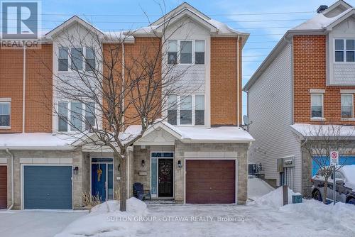 17 GLENHAVEN PRIVATE  Ottawa, ON K1V 2B2