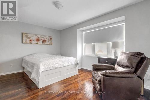 17 Glenhaven Private, Ottawa, ON - Indoor Photo Showing Bedroom