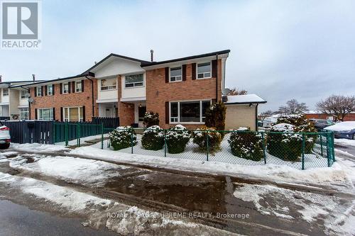 1 - 61 ARDGLEN DRIVE  Brampton, ON L6W 1V1