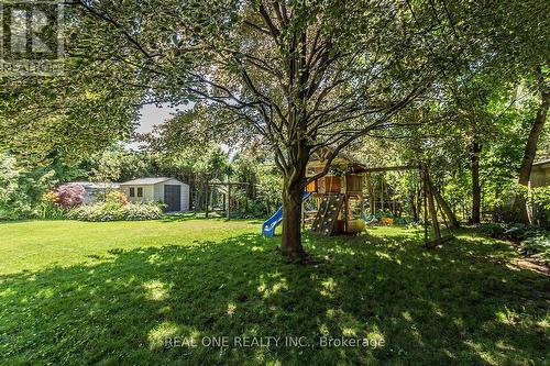 5222 Bromley Road, Burlington, ON - Outdoor