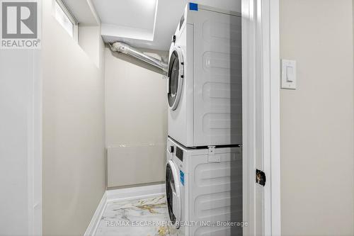 150 Brucedale Avenue E, Hamilton, ON - Indoor Photo Showing Laundry Room