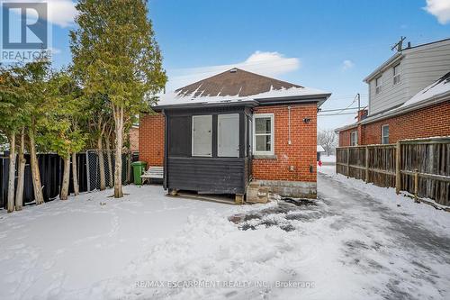 150 Brucedale Avenue E, Hamilton, ON - Outdoor With Exterior