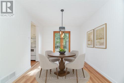 21 Horning Drive, Hamilton, ON - Indoor Photo Showing Dining Room