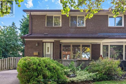 21 Horning Drive, Hamilton, ON - Outdoor
