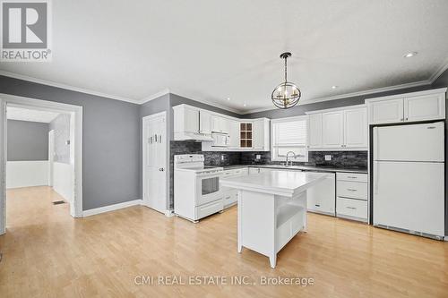 76 Main Street E, Mapleton, ON - Indoor Photo Showing Kitchen