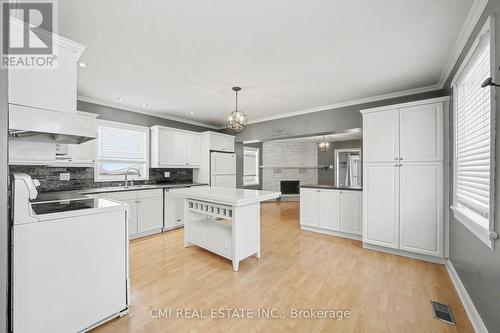 76 Main Street E, Mapleton, ON - Indoor Photo Showing Kitchen