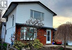 7 JAMES STREET Kawartha Lakes (Lindsay), ON K9V 3B3