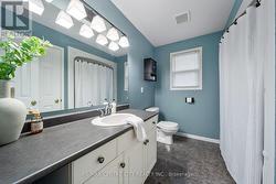 Full bathroom - 