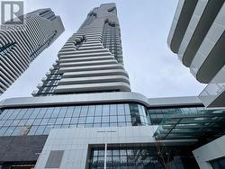 711 - 8 INTERCHANGE WAY  Vaughan, ON L4K 5Z7