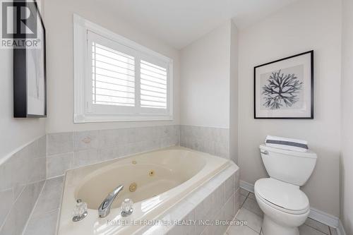 189 Frank Endean Road, Richmond Hill, ON - Indoor Photo Showing Bathroom