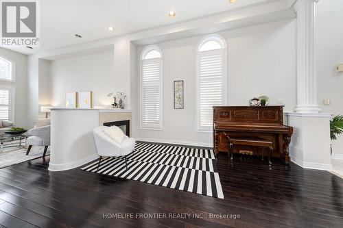 189 Frank Endean Road, Richmond Hill, ON - Indoor Photo Showing Other Room