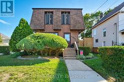 5904 PROSPECT STREET  Niagara Falls, ON L2G 1G8