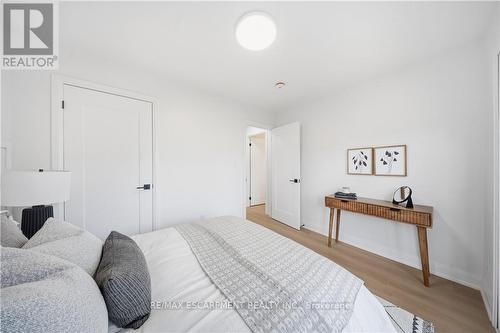 11 Garside Avenue S, Hamilton, ON - Indoor Photo Showing Bedroom