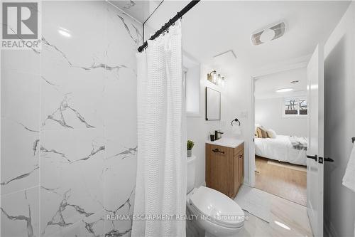 11 Garside Avenue S, Hamilton, ON -  Photo Showing Bathroom