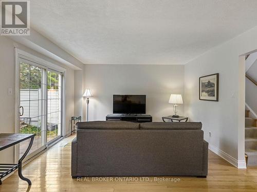 7223 Bendigo Circle, Mississauga, ON - Indoor Photo Showing Other Room