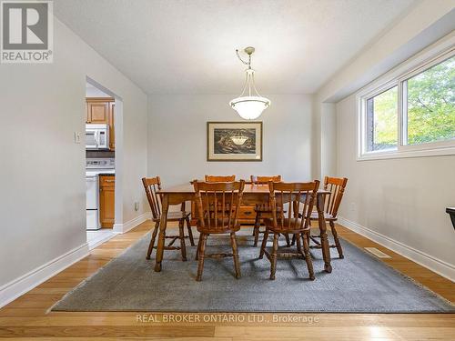 7223 Bendigo Circle, Mississauga, ON - Indoor Photo Showing Dining Room
