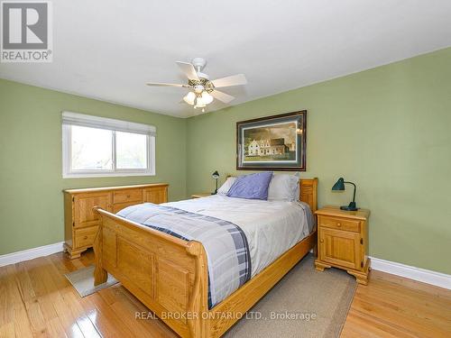 7223 Bendigo Circle, Mississauga, ON - Indoor Photo Showing Bedroom