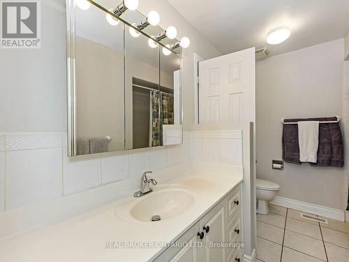 7223 Bendigo Circle, Mississauga, ON - Indoor Photo Showing Bathroom
