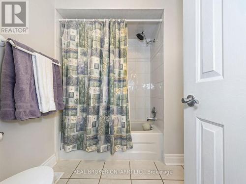 7223 Bendigo Circle, Mississauga, ON - Indoor Photo Showing Bathroom