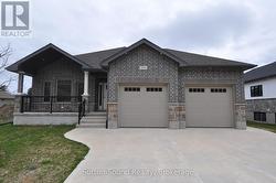 335 6TH AVENUE W Owen Sound, ON N4K 0E4