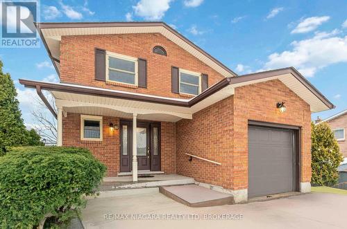 10 DONEGEL PLACE  Hamilton (Bruleville), ON L9A 4Z6