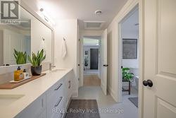 jack and jill bathroom - 