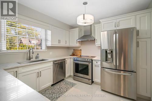 4 Upper Canada Drive, St. Catharines (Lakeshore), ON - Indoor Photo Showing Kitchen With Stainless Steel Kitchen