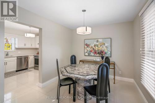 4 Upper Canada Drive, St. Catharines (Lakeshore), ON - Indoor Photo Showing Dining Room