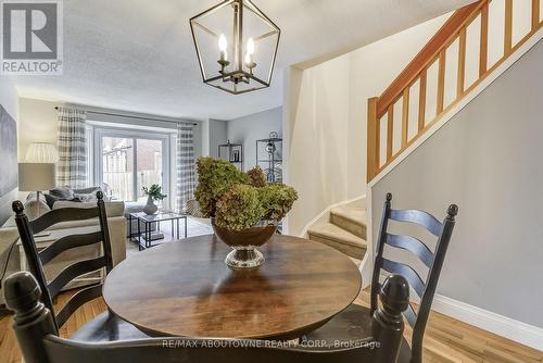 418 - 895 Maple Avenue, Burlington, ON - Indoor Photo Showing Dining Room