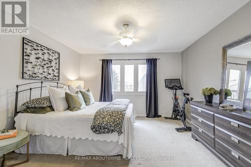 418 - 895 Maple Avenue, Burlington, ON - Indoor Photo Showing Bedroom