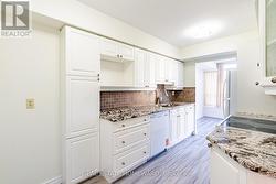 1001 - 55 ELM DRIVE W  Mississauga, ON L5B 3Z3