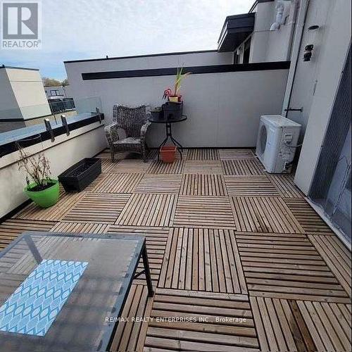 114 - 32 Fieldway Road, Toronto, ON - Outdoor