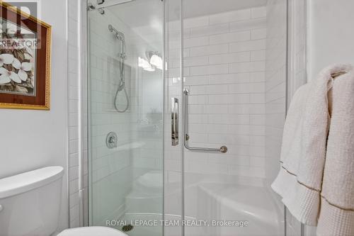 201 - 40 Pearl Street, Smiths Falls, ON - Indoor Photo Showing Bathroom