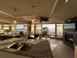 101 15097 MARINE DRIVE  White Rock, BC V4B 1C5